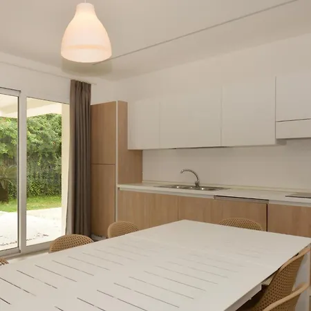 3 Bedroom Gorgeous In Marina di Modica